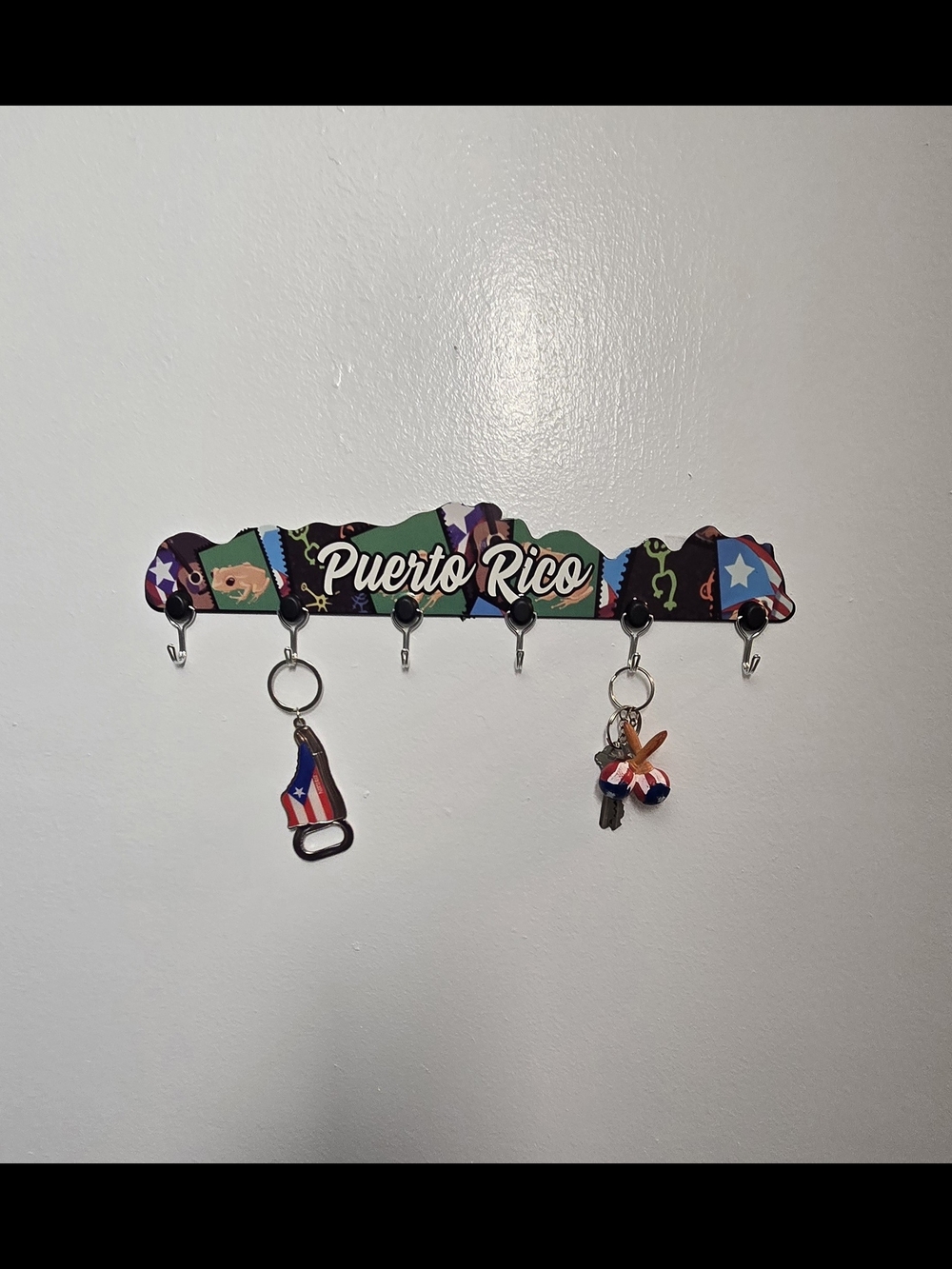 Puerto Rico Colorful Wall Hook Rack - Picture 4 of 11